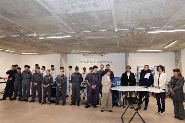 ATTUALITÀ - Enaip di Villazzano, nuovi spazi didattici per il corso di carrozzeria