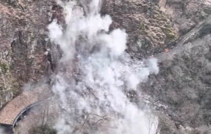 ATTUALITÀ - Frana di Sonvico a Pisogne, rimossi più di mille metri cubi di roccia