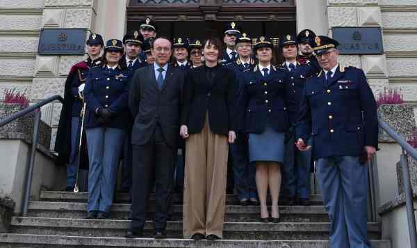 ATTUALITÀ - Il Commissario del Governo visita la questura di Bolzano
