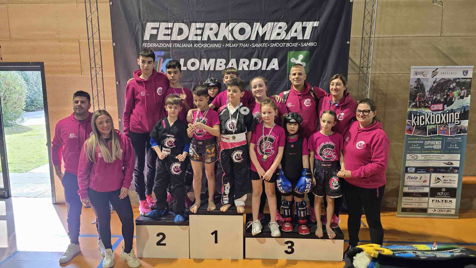 SPORT - Lombardia Open Kids: 27 medaglie per la Camuna Kickboxing Academy