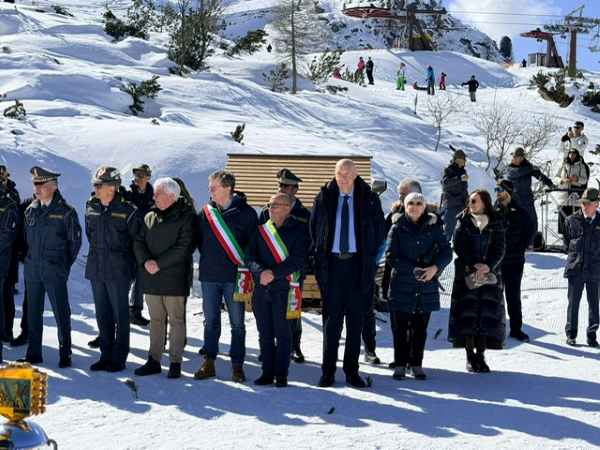 ATTUALITÀ - Passo Rolle: il giuramento degli allievi finanzieri della Scuola Alpina di Predazzo