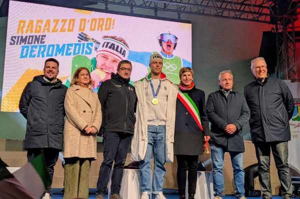 SPORT INVERNALI - La Val di Non ha festeggiato il "ragazzo d'oro" Simone Deromedis