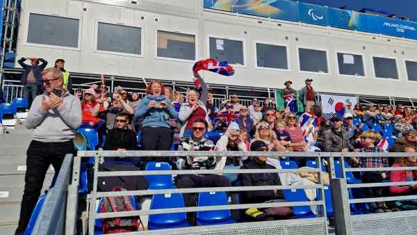 VAL DI FIEMME - A Tesero il mondo applaude le Paralimpiadi