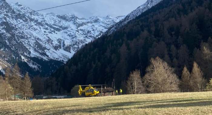 CRONACA - Precipita durante un'escursione a Ponte di Legno, grave 61enne 