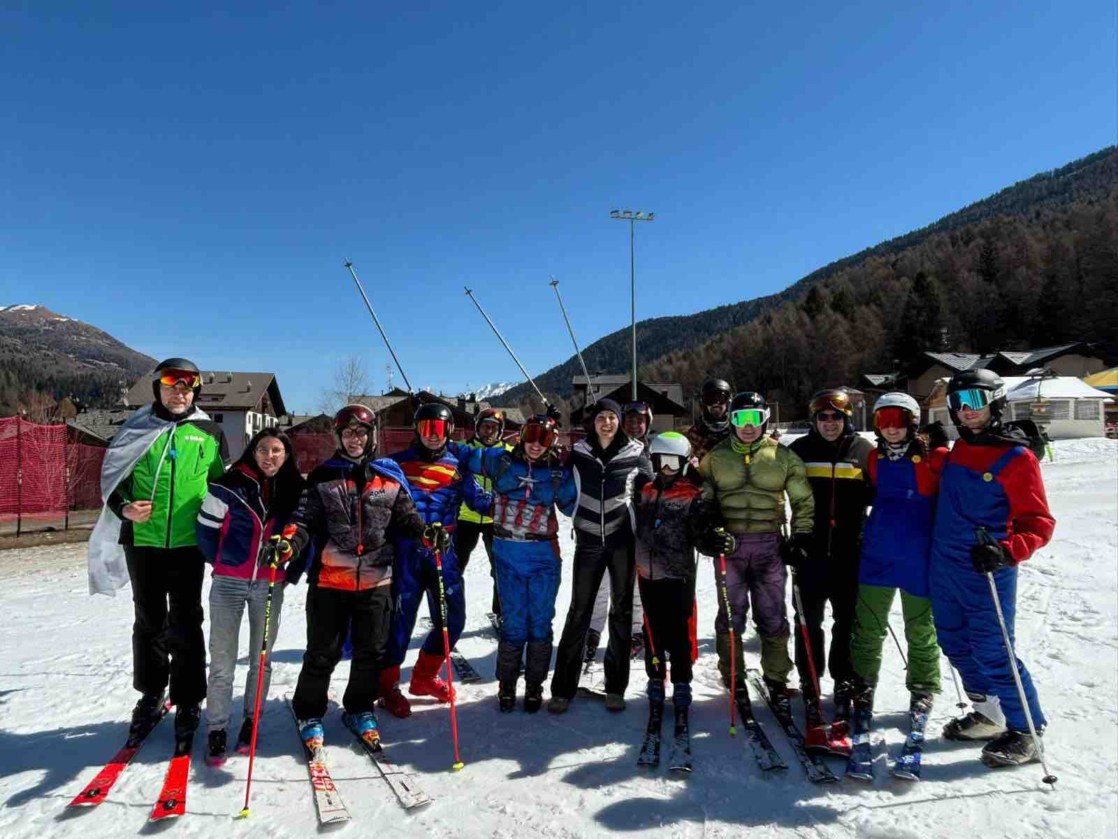 VALTELLINA - Allegria e solidarietà, successo per la +100 km da Supereroi ad Aprica