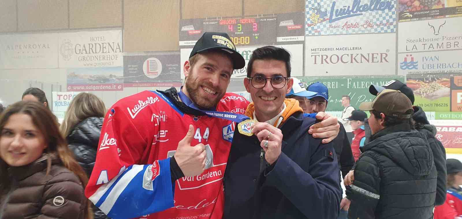 SPORT - Hockey su ghiaccio: Gherdeina nella Storia, suo il Campionato Alps League