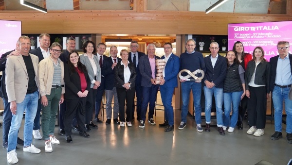 EVENTO - Grande ciclismo e iniziative: il Trentino accoglie Giro d’Italia, Giro Women e Giro-E