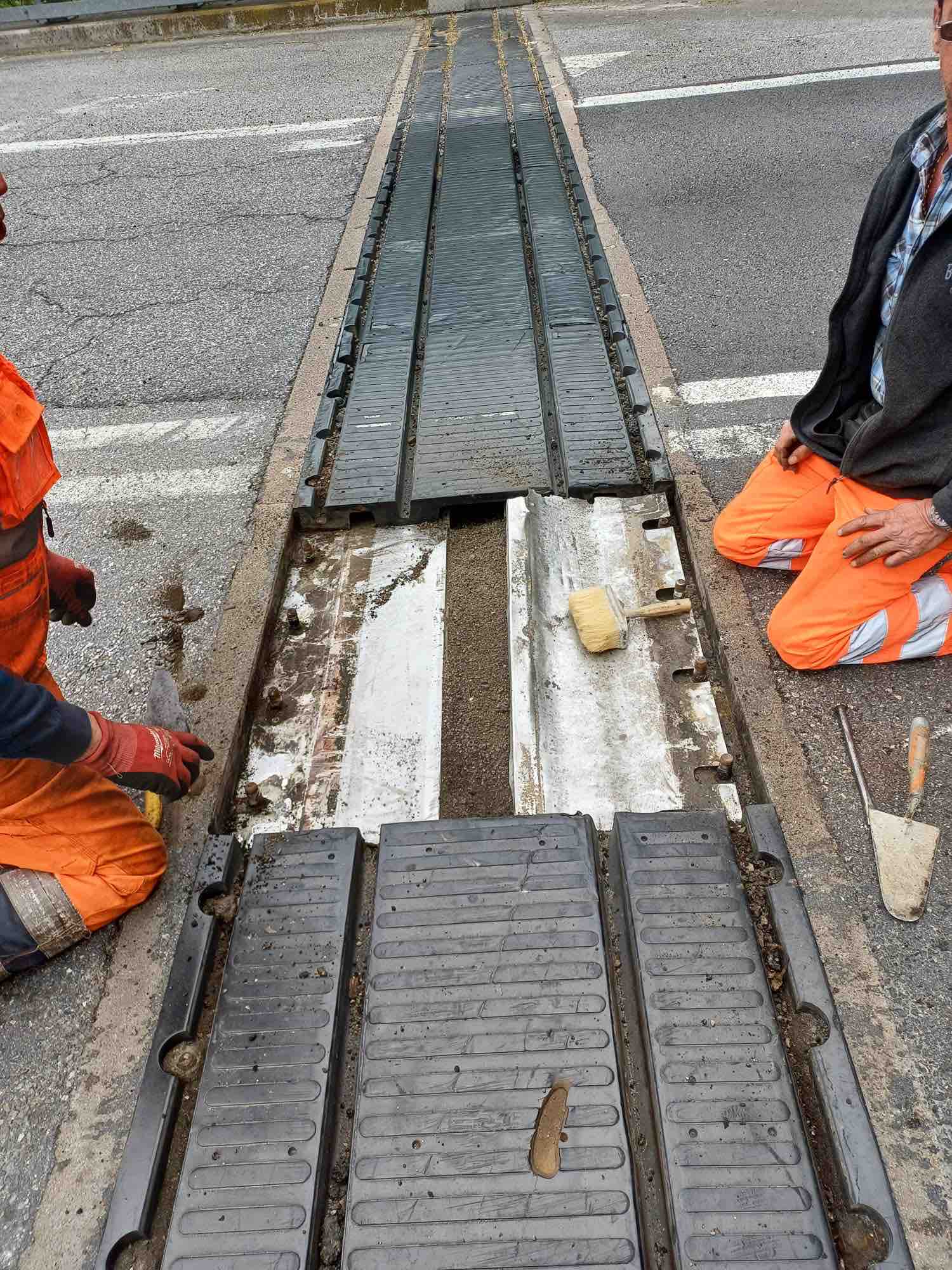 SEBINO - Traffico deviato tra Marone e Sale Marasino, mattinata di disagi sulla SP 510 Sebina