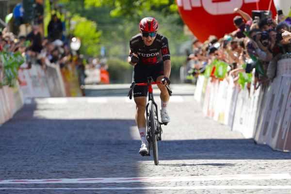 SPORT - Ciclismo: Jasch vince la quarta tappa del Tour of the Alps