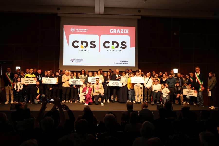 DARFO BOARIO - Costruiamo il Futuro: in Valle Camonica premiati 42 "eroi del quotidiano"