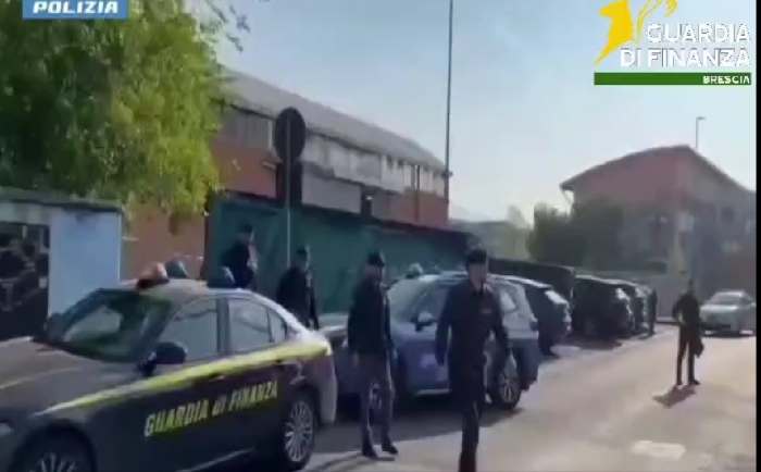 CRONACA - Sequestrato un milione a una famiglia del Bresciano