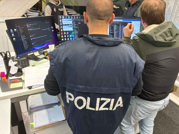 CRONACA - Operazione Logistic Games: targhe false per battere i concorrenti