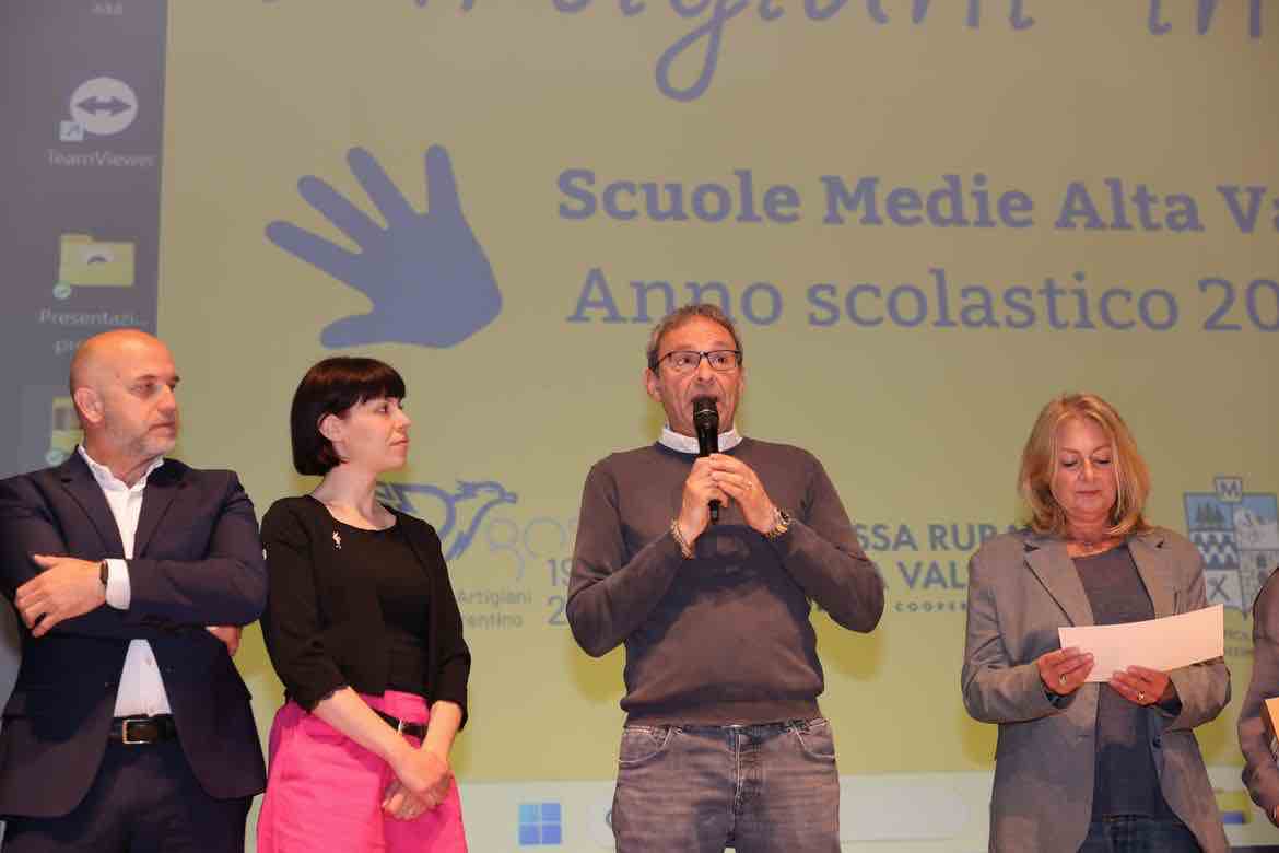 ALPE CIMBRA - 300 ragazzi per Artigiani in classe, a Pergine l’evento conclusivo del progetto