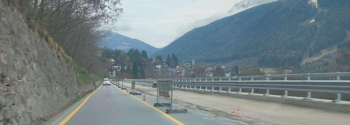 VALLE CAMONICA - Temù: opere finali sull'allargamento della statale 42