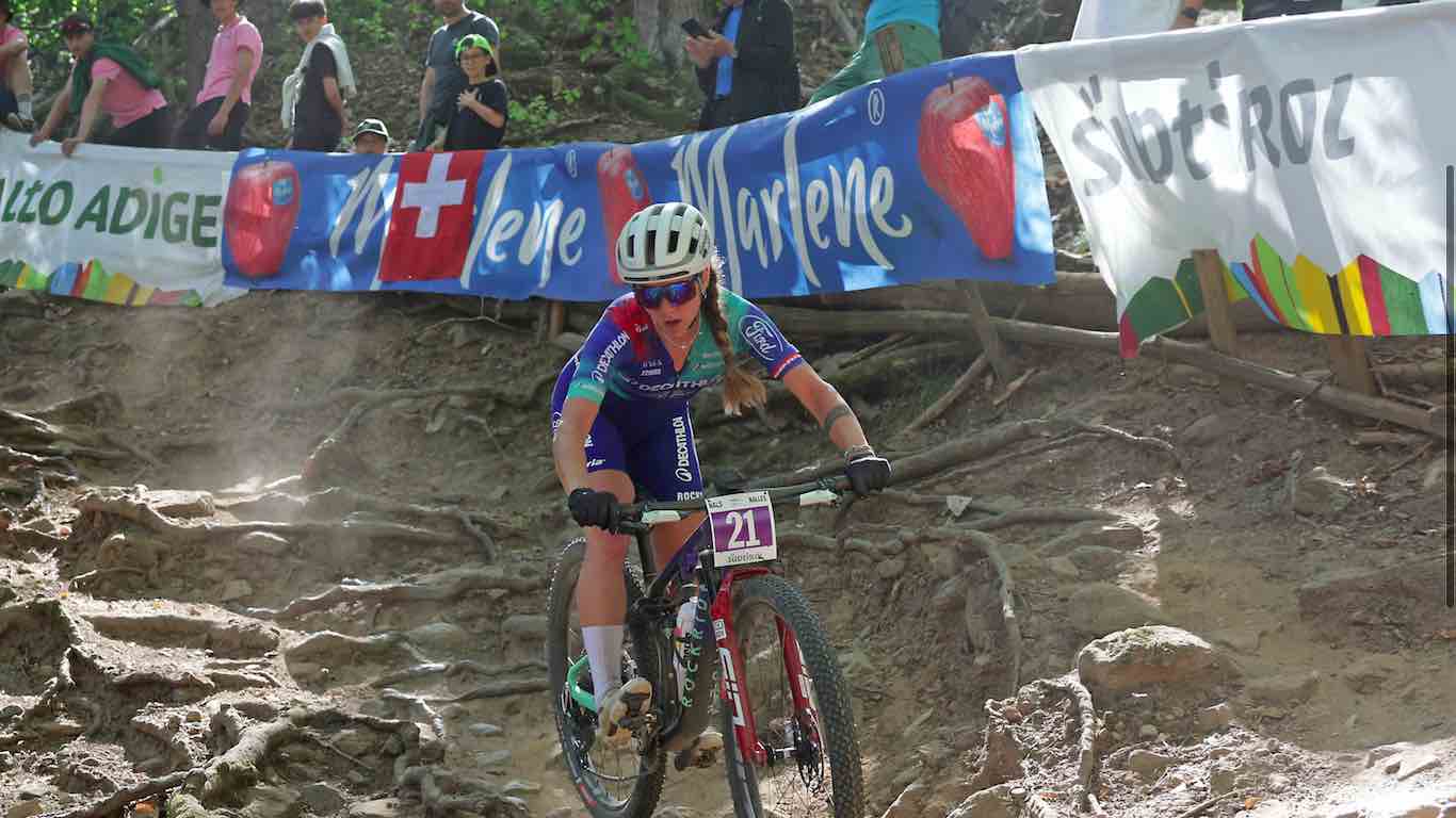 SPORT - La Südtirol Sunshine Race si apre con i sigilli iridati di Flückiger e Stigger