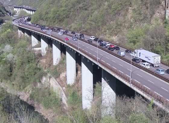 ATTUALITÀ - Rientro difficile sulle strade del Trentino e sulla Sp510 del Sebino
