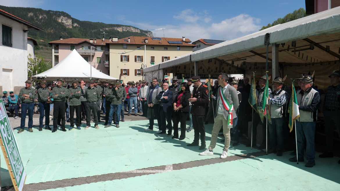 TRENTINO - Alpini di Verla, 90 anni al servizio della comunità
