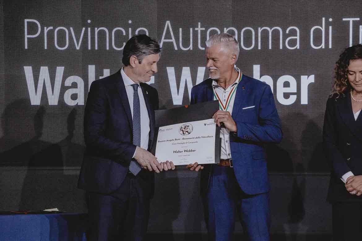 ATTUALITÀ - Vinitaly, a Walter Webber il Premio Betti per il Trentino