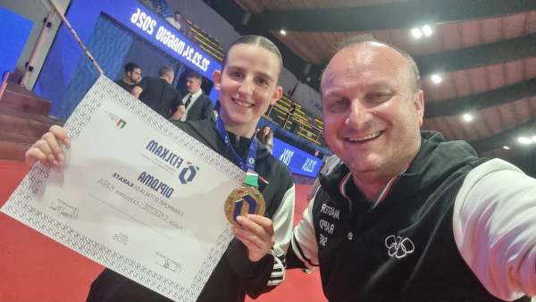 VALLE CAMONICA - Karate, tre medaglie d'oro alla Master Rapid Skf Cbl