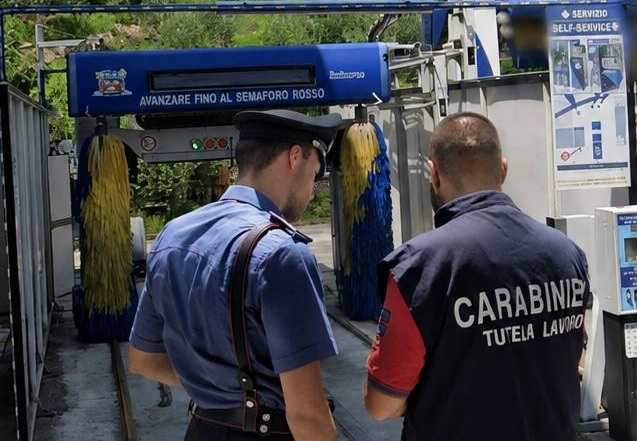VALLE CAMONICA - Lavoratori in nero, sospesa l'attività in due esercizi di Darfo