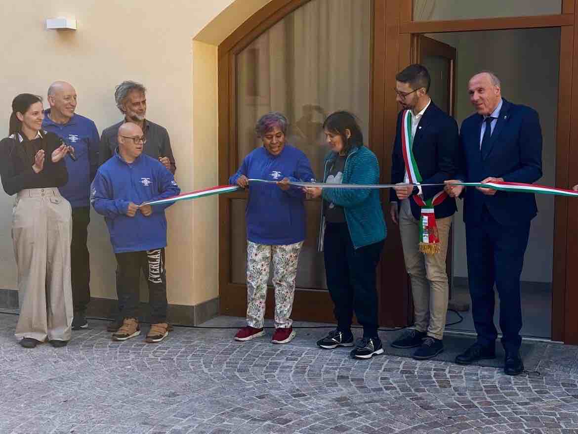 TRENTINO - Vallelaghi, taglio del nastro per Casa L’Ora