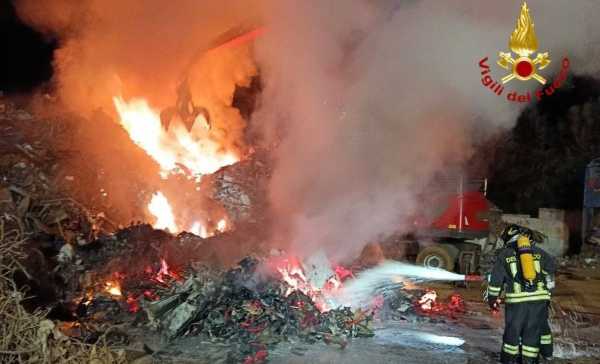 CRONACA - Devastante incendio in un’azienda del Bresciano