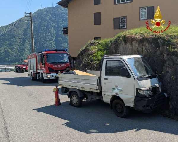 VALLE CAMONICA - Incidente stradale a Edolo, ferito 63enne