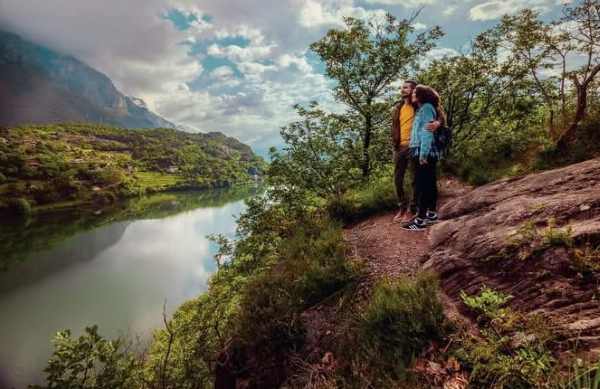 DARFO BOARIO - Estate green al lago Moro: stop alle auto, in funzione bus navetta