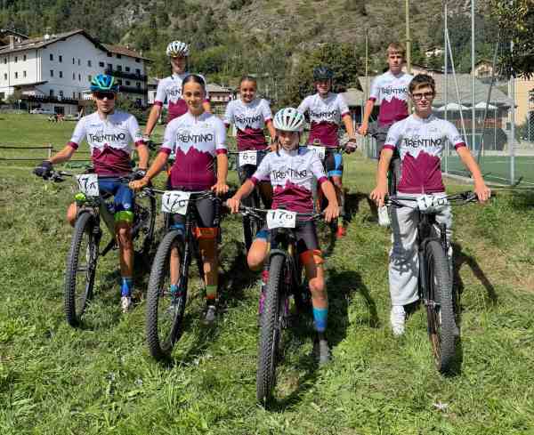 SPORT - Mtb, Campionati Italiani team relay: bronzo al team del Trentino