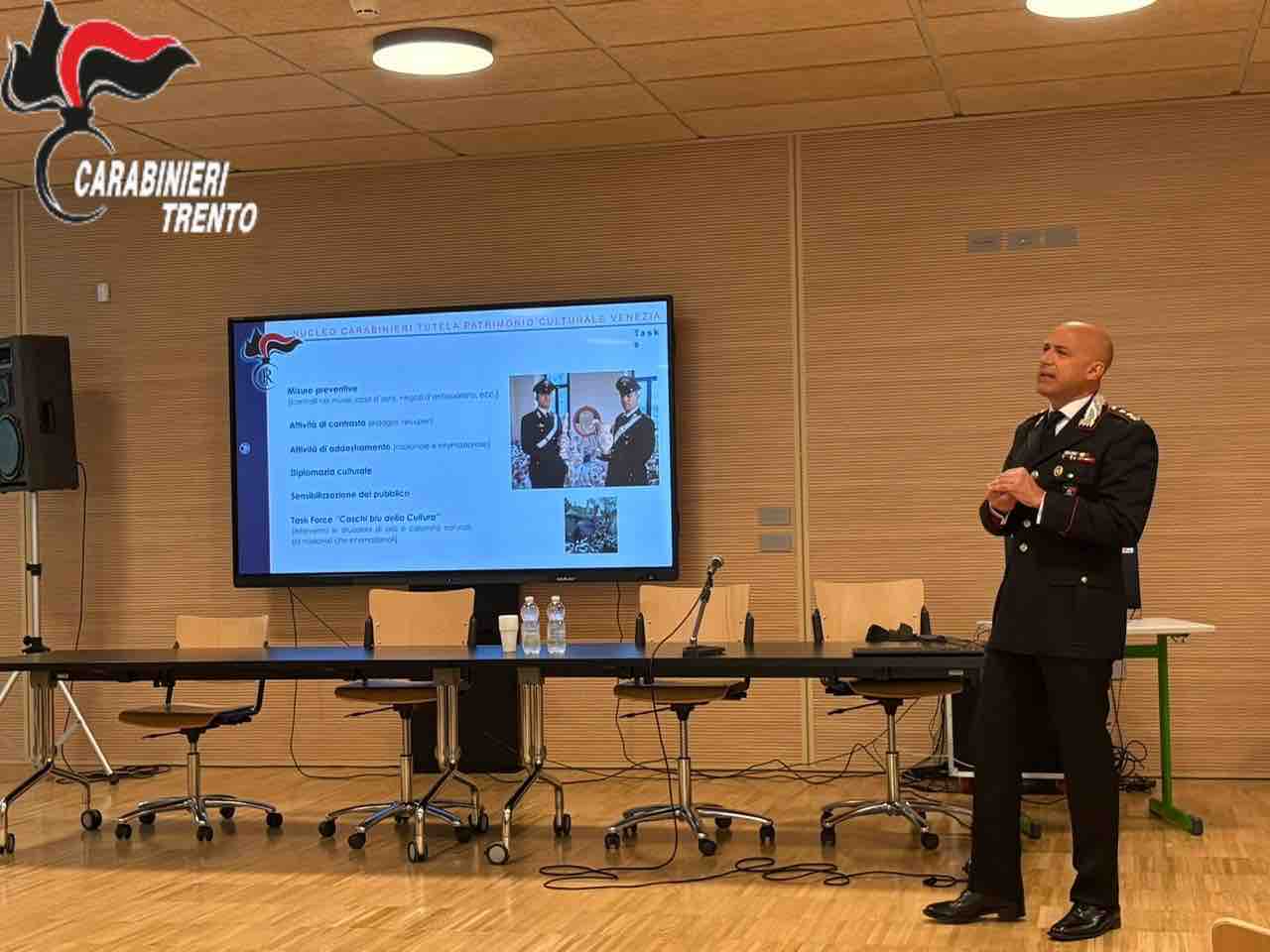 TRENTINO - Riva del Garda, i Carabinieri del Nucleo Tutela Patrimonio Culturale incontrano gli studenti