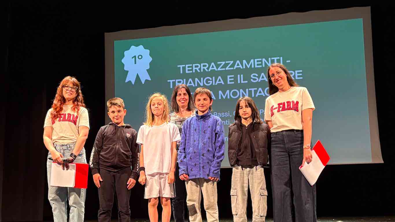 SONDRIO - 95 progetti per disegnare il futuro: premiate le scuole valtellinesi