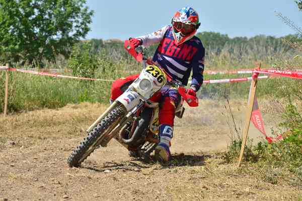 SPORT - Enduro: i risultati dei piloti del Moto Club Sebino