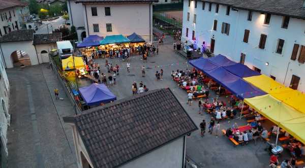 EVENTO - Rivoluzione Riuso: il gruppo "Dai nèta" introduce le stoviglie lavabili