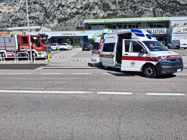 CRONACA - Incidente stradale sulla Gardesana a Dro: grave 44enne 