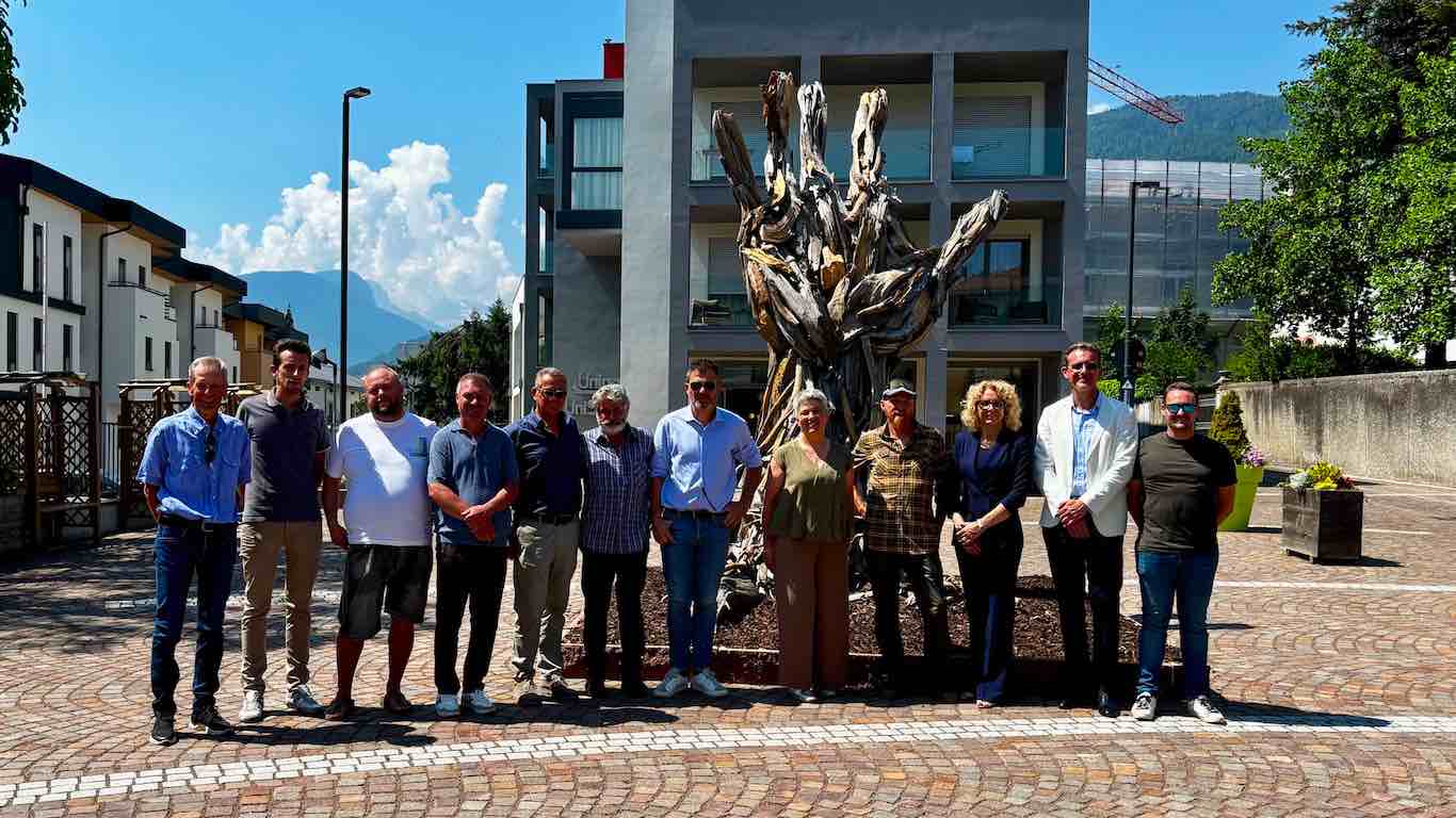 VAL DI SOLE E NON - Cles si accende per una nuova stagione estiva