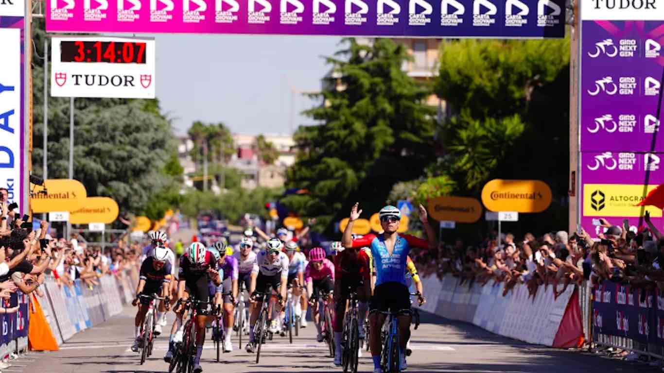SPORT - Ciclismo, Matteo Fiorin vince la quarta tappa del Giro Next Gen