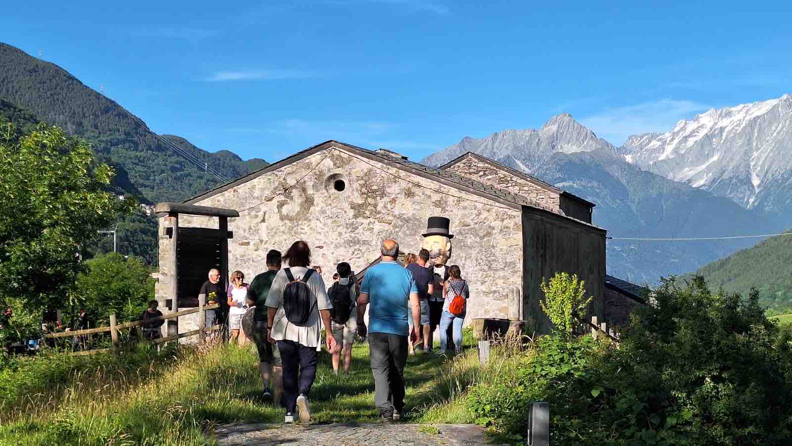 APRICA - "Sulle orme di Camillo Golgi": una camminata tra natura, scienza e memoria nel Centenario Golgiano