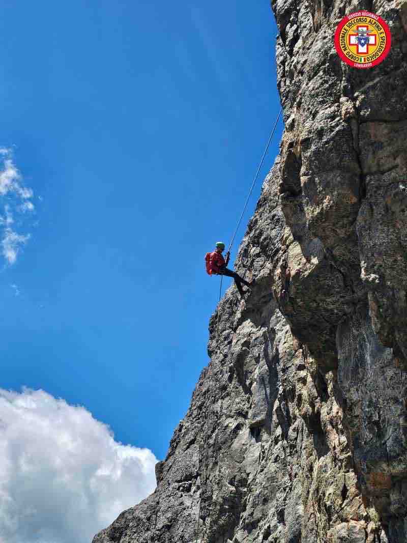 VALLE CAMONICA - Breno, esercitazione su roccia al Cornone di Blumone