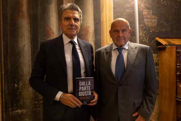 ATTUALITÀ - Successo per la serata con Gennaro Capoluongo