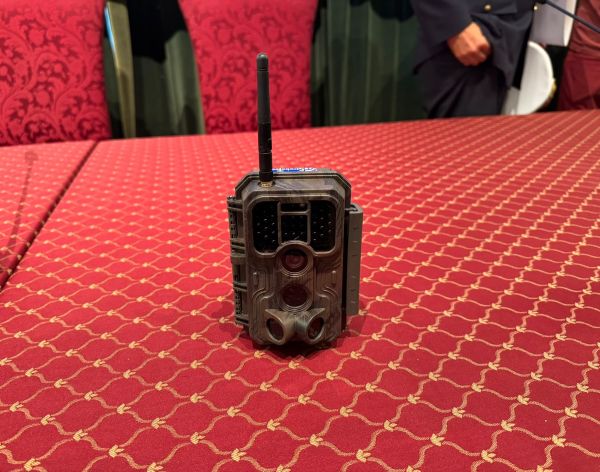 TRENTINO - Cinque nuove “fototrappole” per individuare chi abbandona i rifiuti