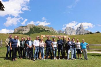 TRENTINO - Confronto su alpeggi e protezione dei capi dai grandi carnivori