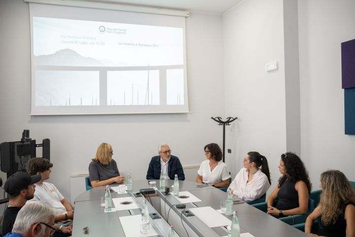 RIVA DEL GARDA - La musica protagonista a Spiaggia Olivi: cultura e intrattenimento