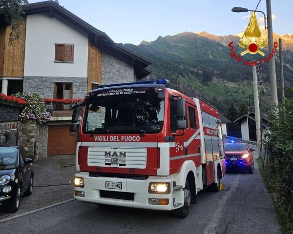 VALLE CAMONICA - Incendio in un appartamento di Temù