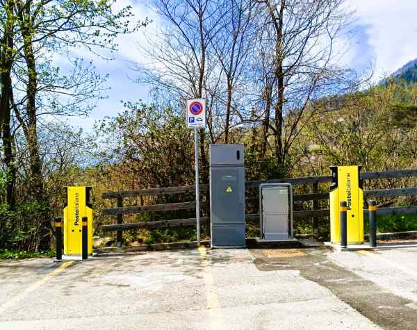 ATTUALITÀ - Poste Italiane, 30 colonnine elettriche in provincia di Trento