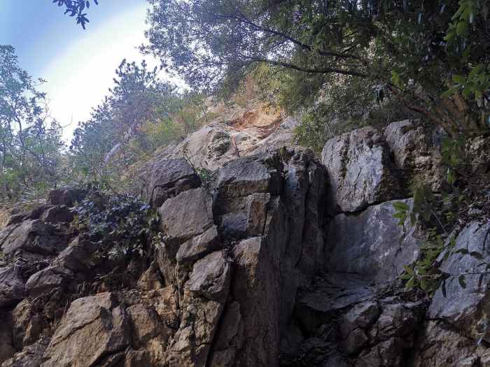 CRONACA - Arco: distacco di roccia in località Laghel 