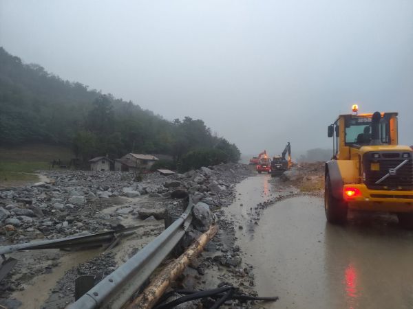 VALLE CAMONICA - Emergenza maltempo a Sonico: in corso verifiche sulla Val Rabbia