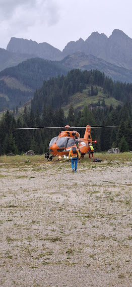 TRENTINO - Tre norvegesi sorprese da un temporale lungo la ferrata Bolver Lugli