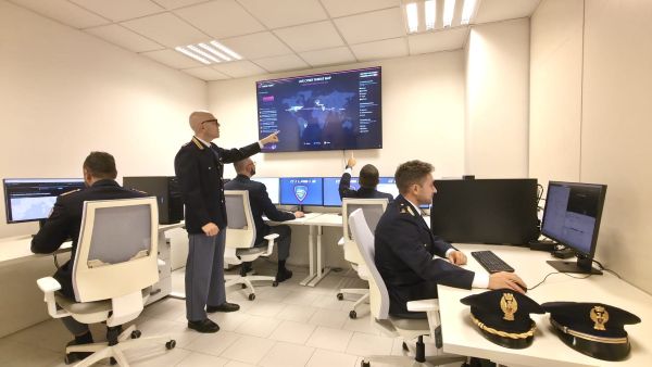 ATTUALITÀ - Il vice questore Aggiunto Raffaele Federici a Trento