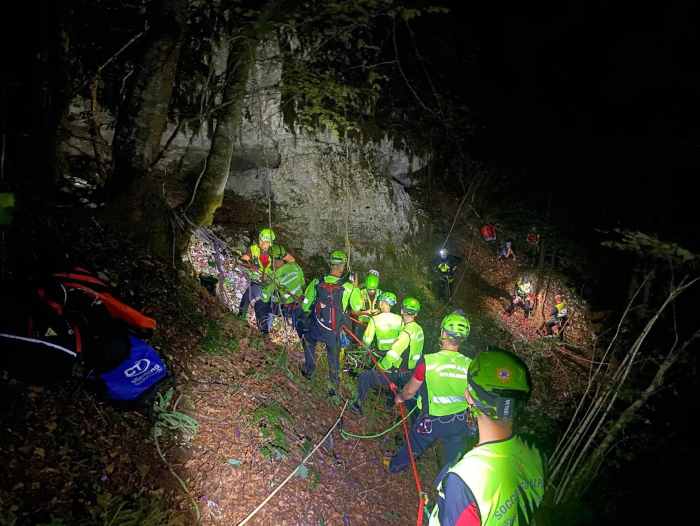 TRENTINO - Recuperato 30enne dalla forra del torrente Grigno 
