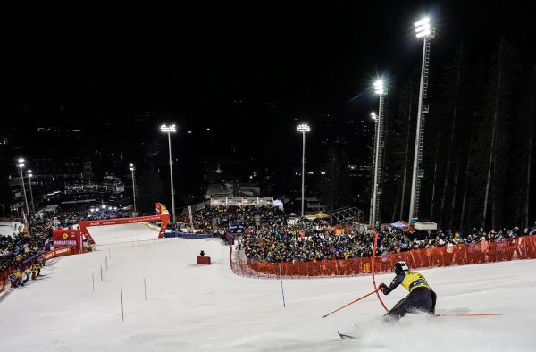 SPORT - Madonna di Campiglio: 3Tre, al via la corsa ai biglietti
